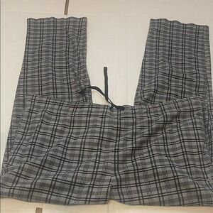 Nautica Men's Gray and Black Checkered Joggers